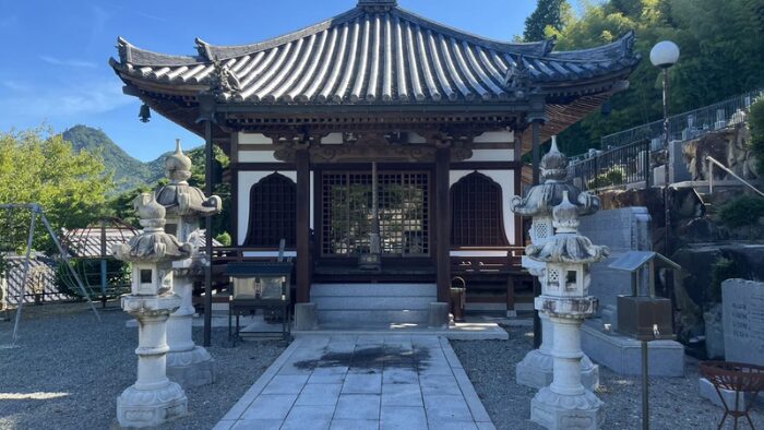 深谷山 蓮華寺　十三仏堂